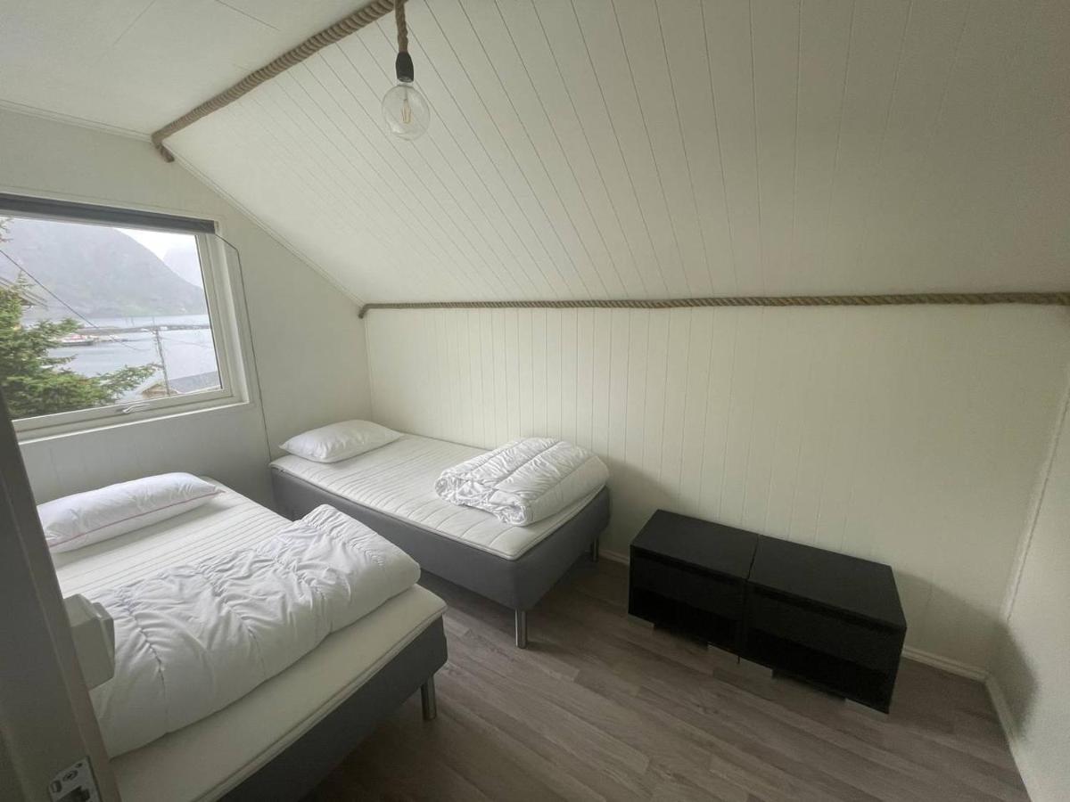 Apartments Reine Lofoten Экстерьер фото