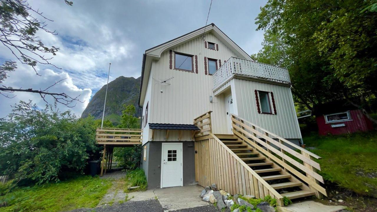 Apartments Reine Lofoten Экстерьер фото